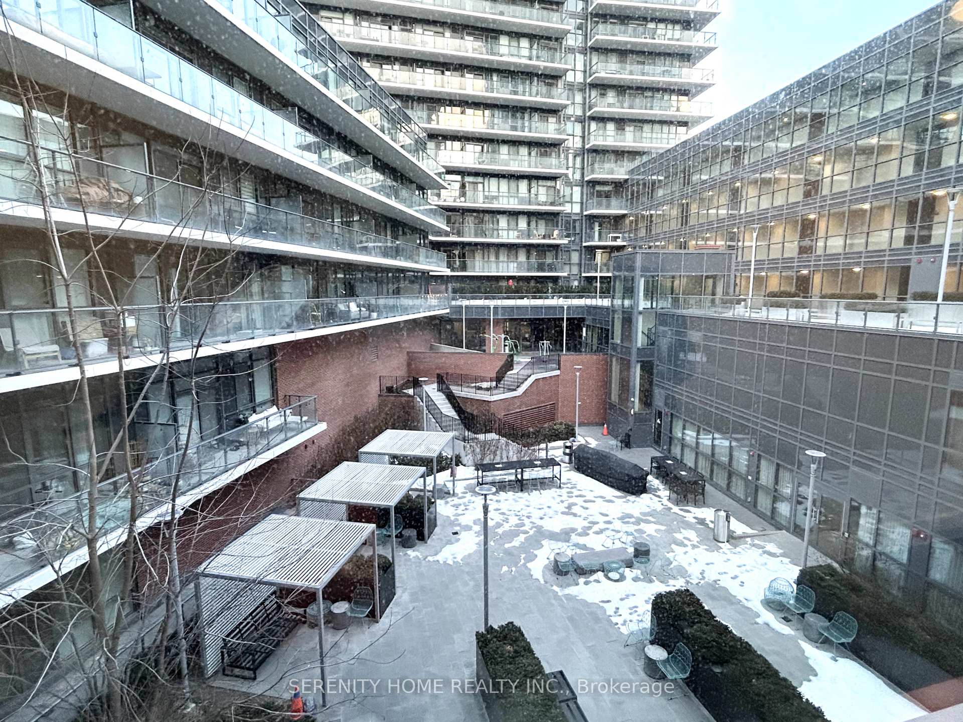 2 Bedrooms Condo at 38 Iannuzzi,  Toronto For sale