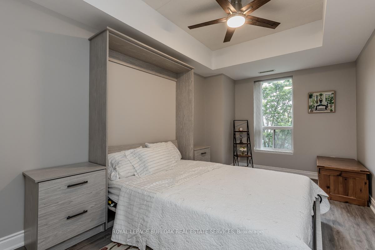 2 Bedrooms Condo at 2075 Amherst Heights, Burlington For sale