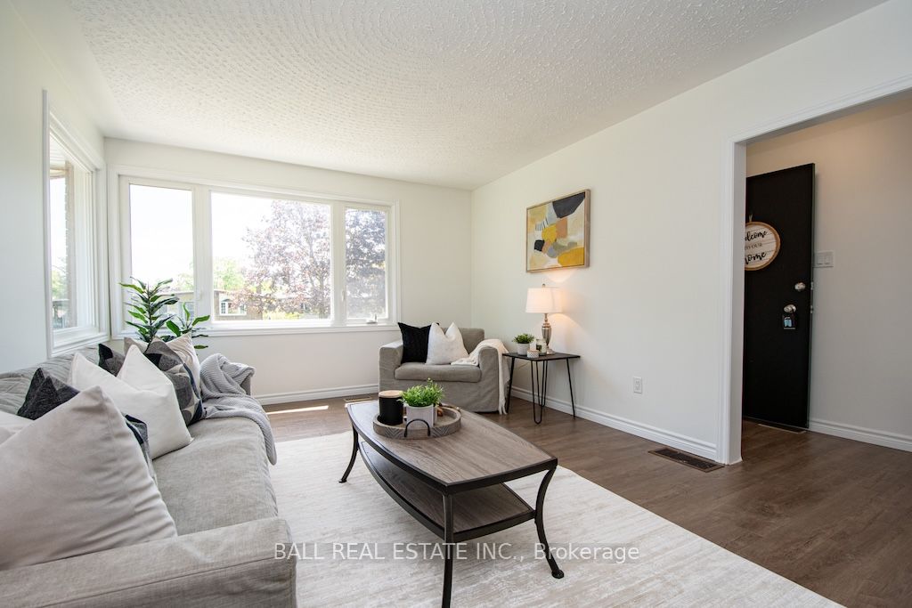 286 Sunset Boulevard
