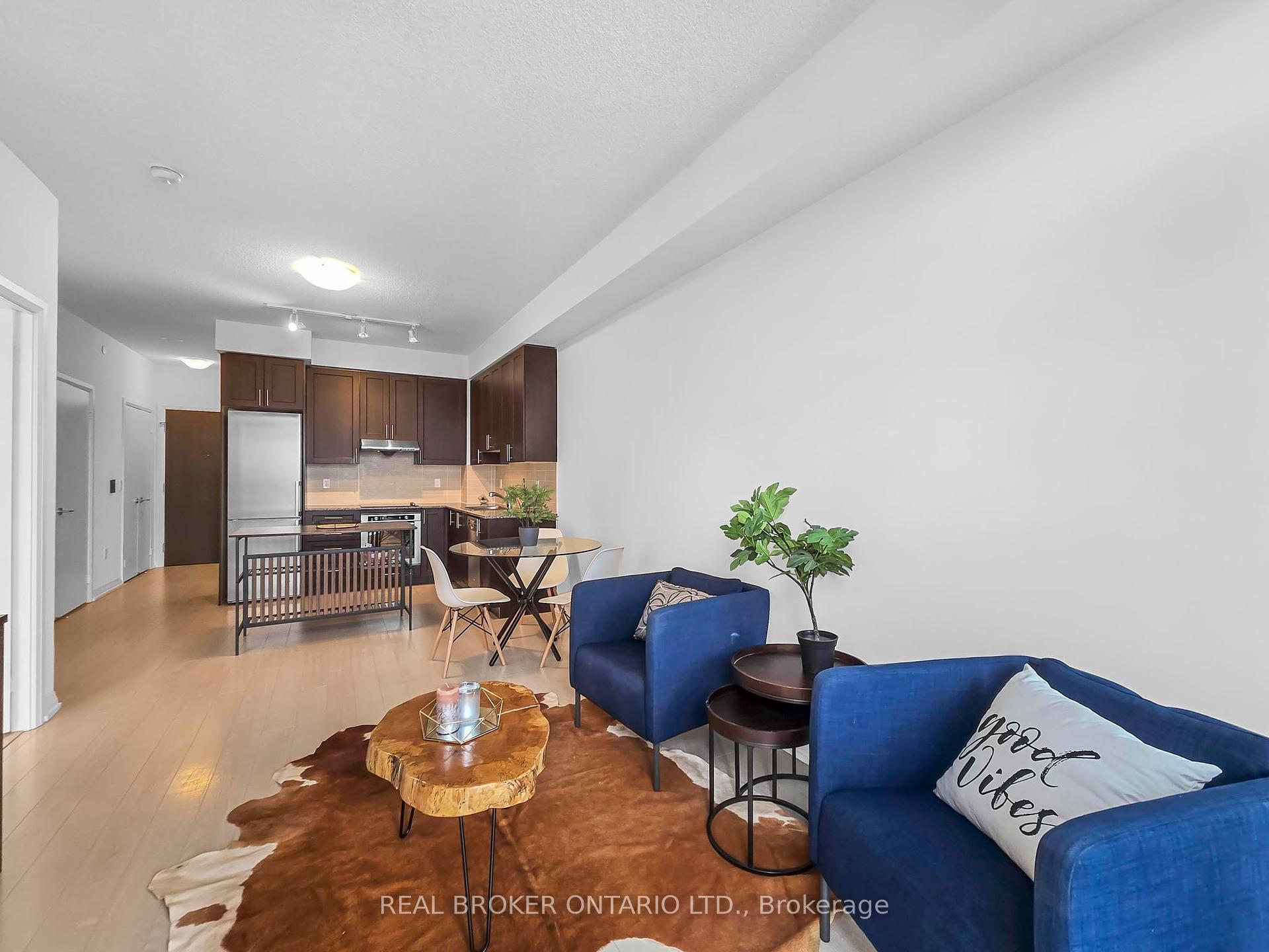 2 Bedrooms Condo at 55 Ann O’reilly, Toronto For sale