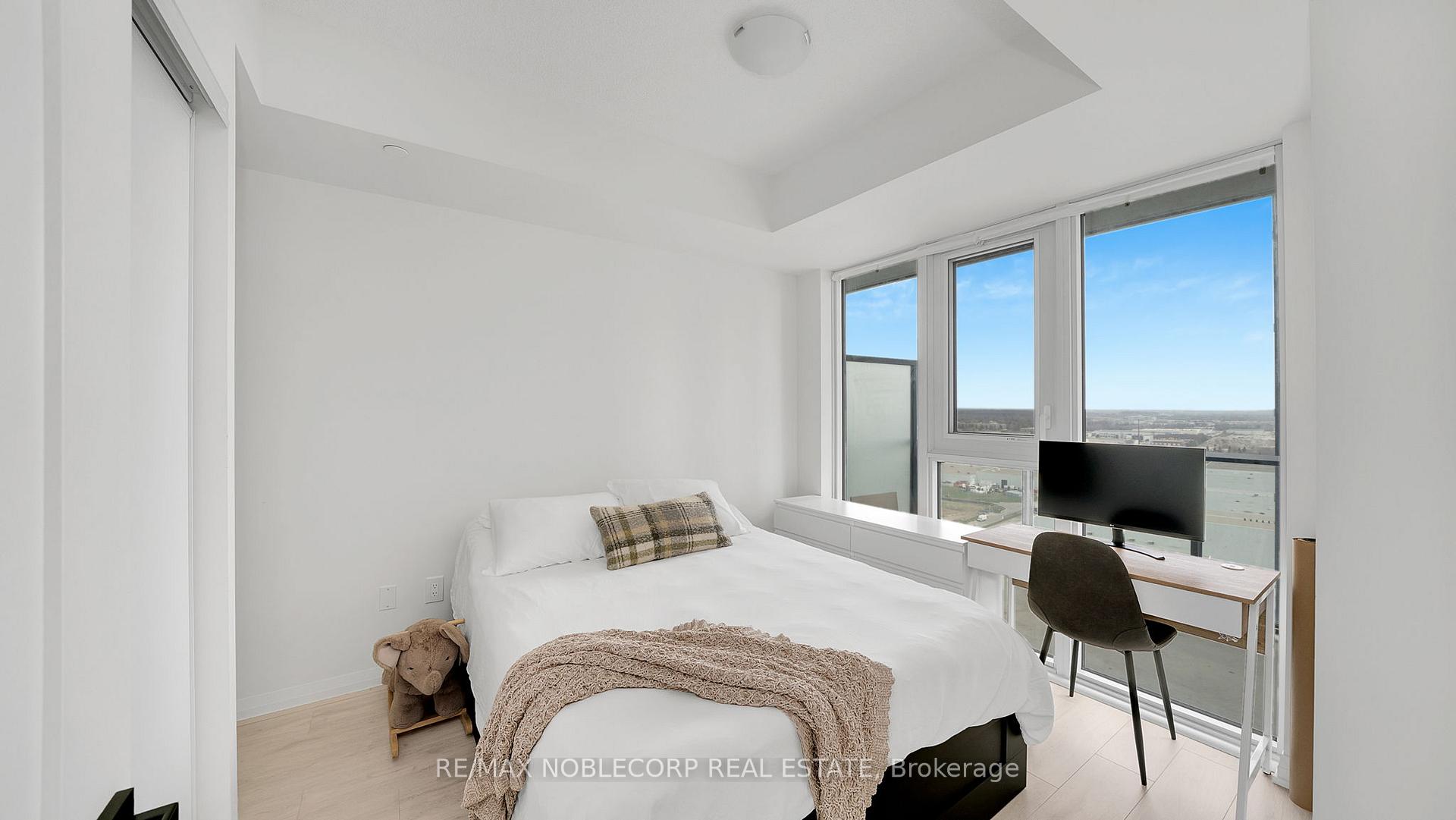 2 Bedrooms Condo at 9000 Jane, Vaughan For sale