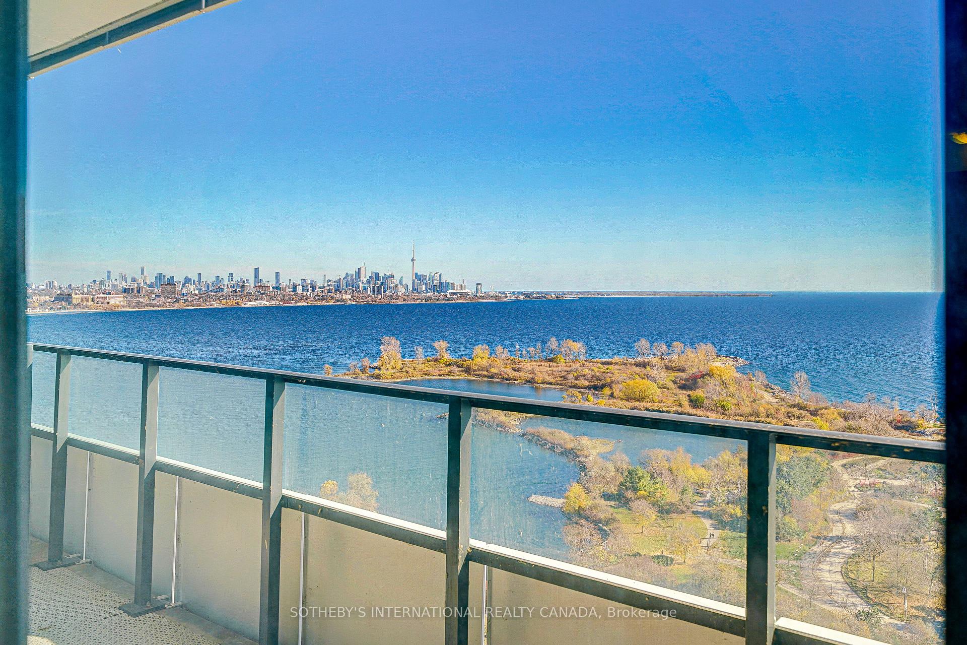 2 Bedrooms Condo at 20 Shore Breeze, Toronto For sale