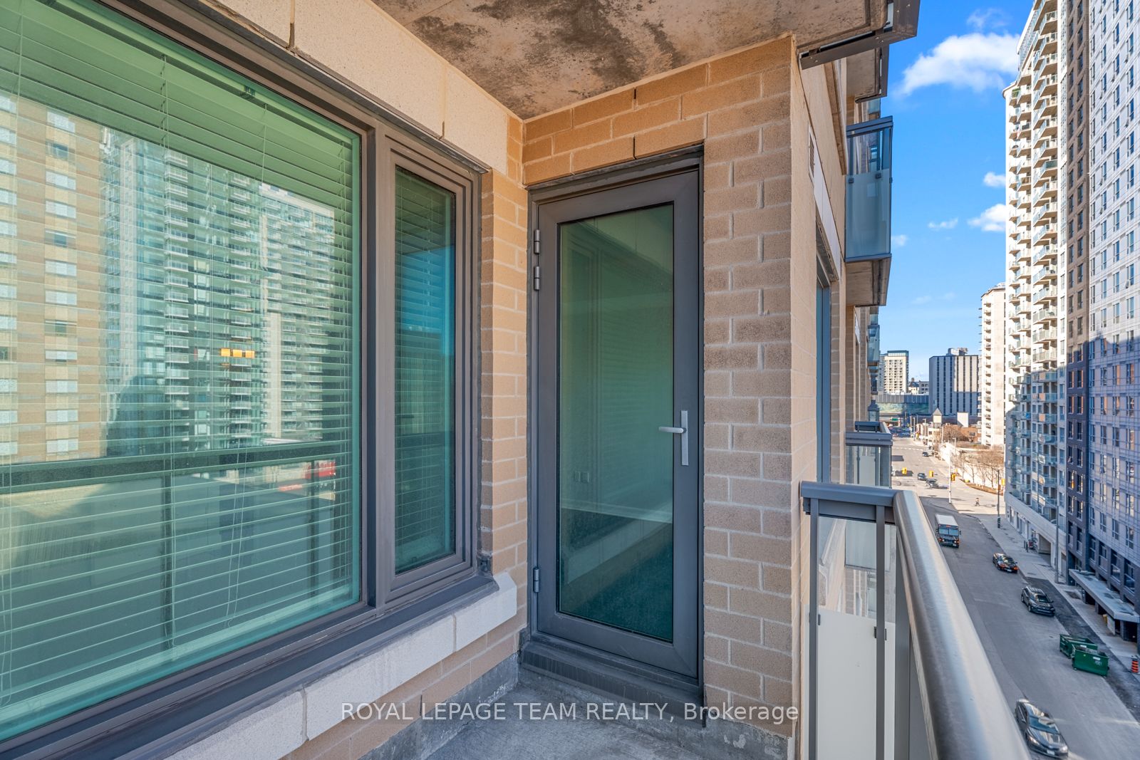 238 Besserer Street, #711