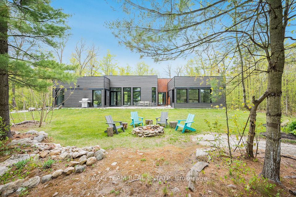 3870 Darling Island