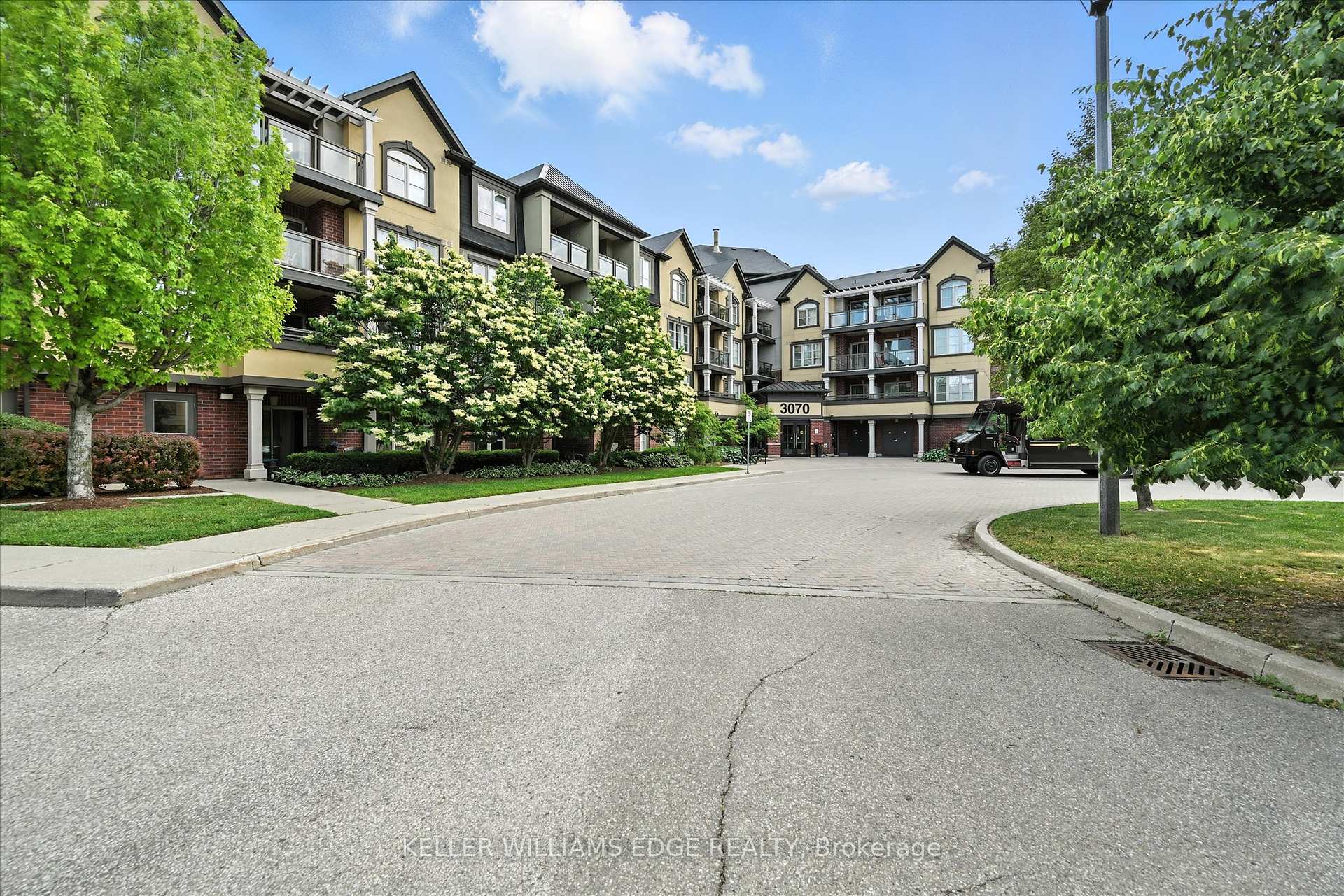 1 Bedroom Condo at 3070 Rotary, Burlington For sale