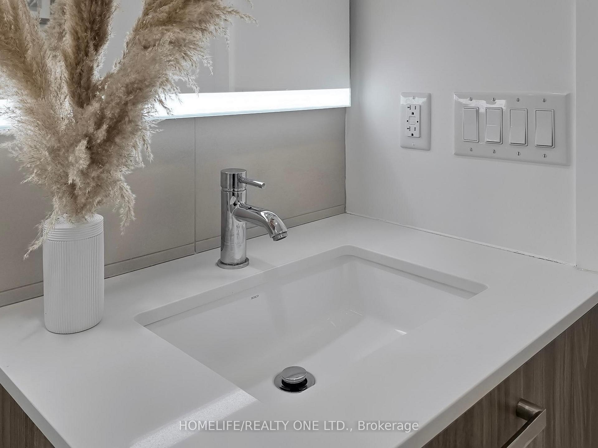 2 Bedrooms Condo at 1331 Queen, Toronto For sale