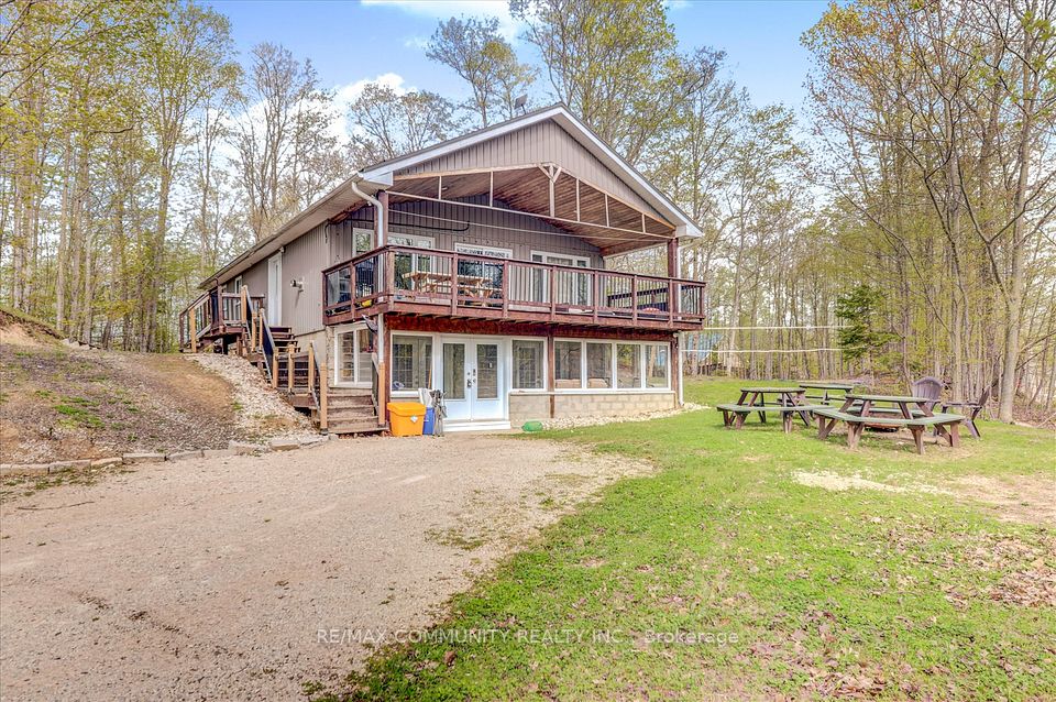 3 SUGARBUSH