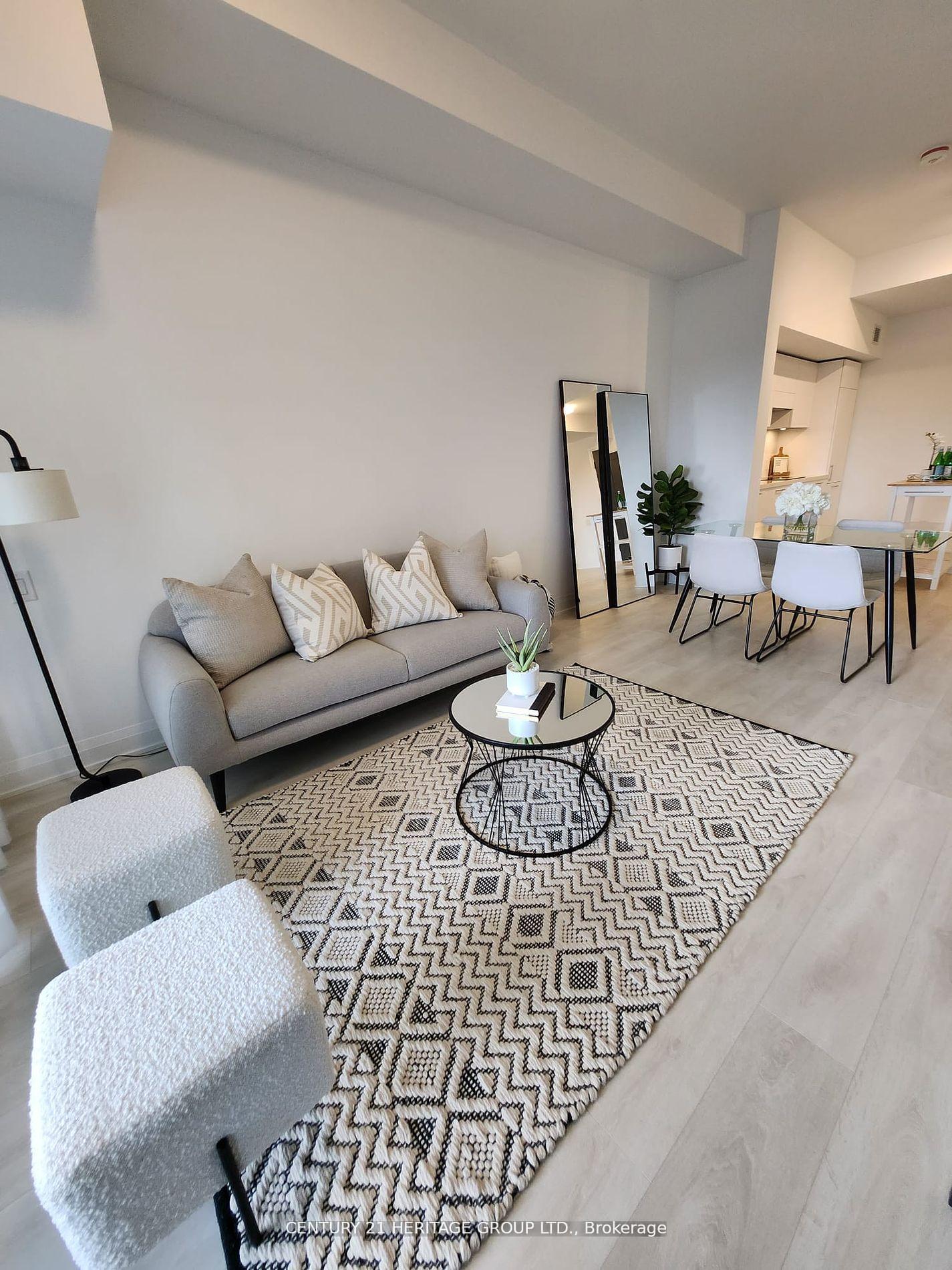 2 Bedrooms Condo at 33 Frederick Todd, Toronto For sale