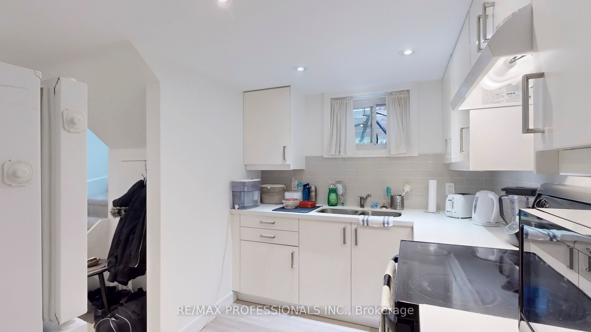 72 Arcadian Circle