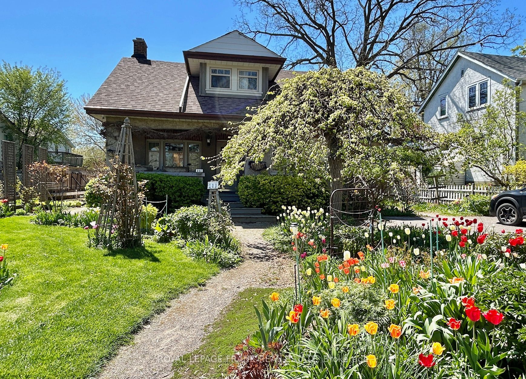 111 Trent Street W