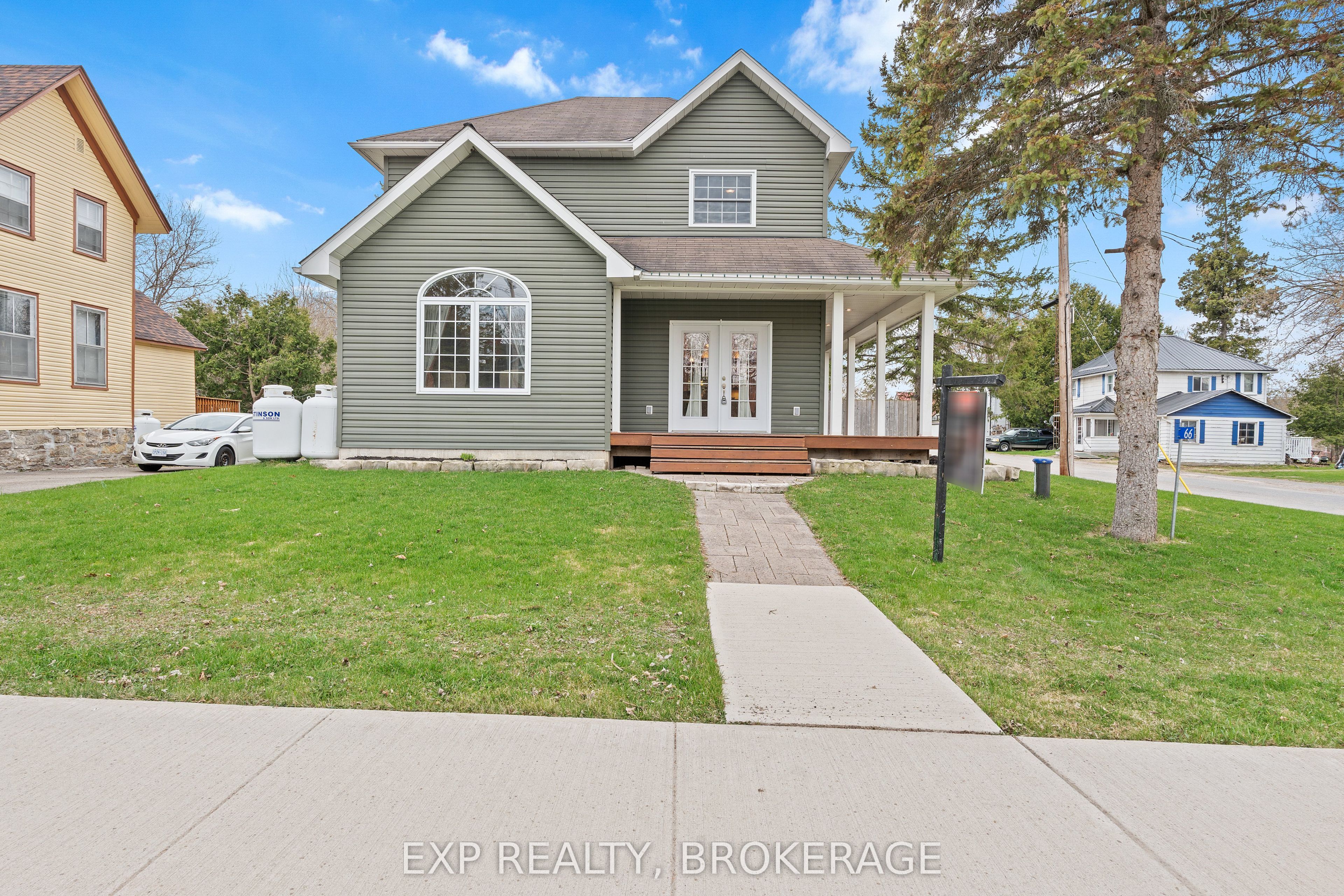 66 KING Street, Rideau Lakes, ON K0E 1G0