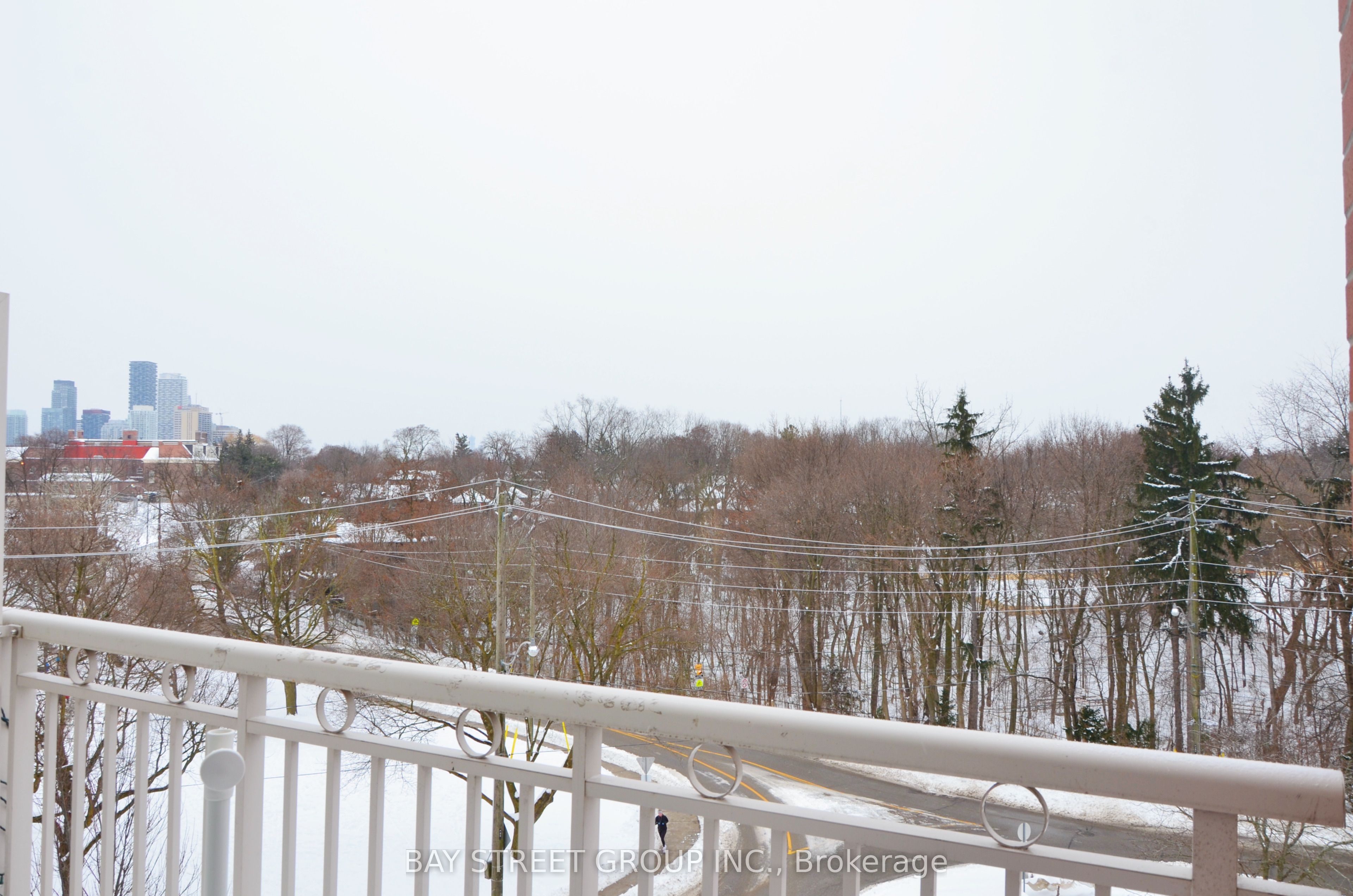 451 Rosewell Avenue, #514