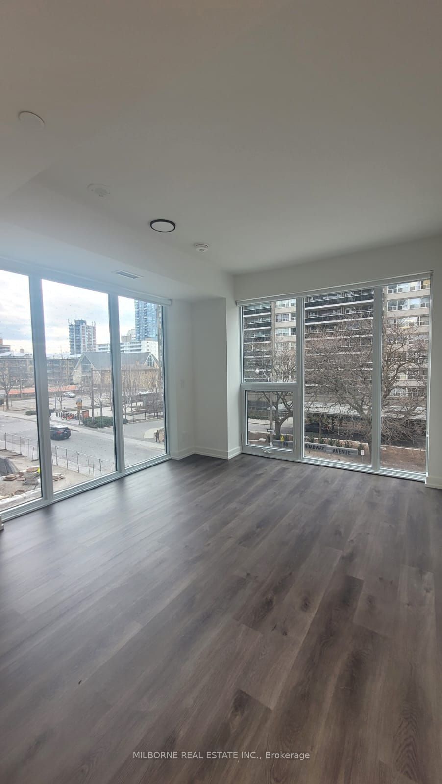 73 Broadway Avenue, #303