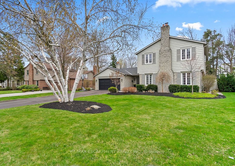 2072 Chippewa Trail, Mississauga, ON L5H 3V7