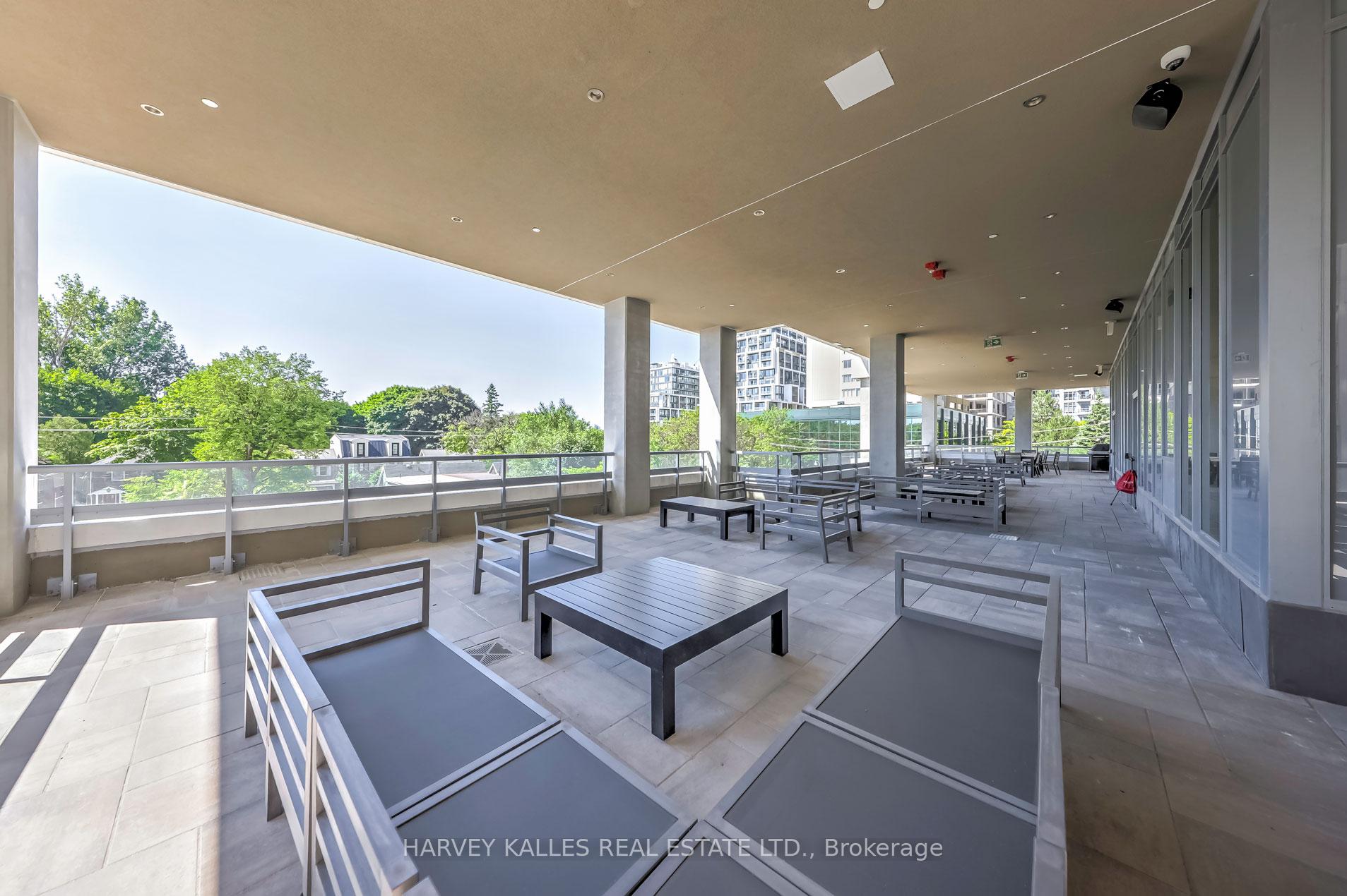 4 Bedrooms Condo at 25 Holly, Toronto For sale