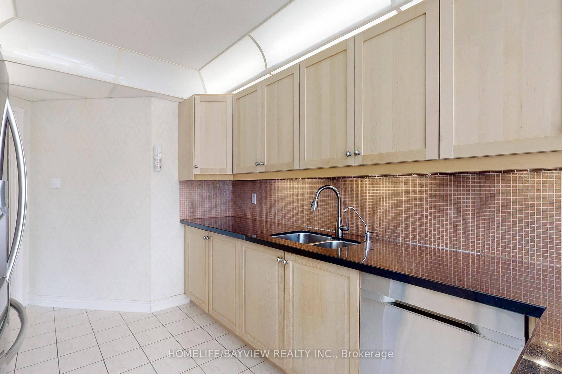 4 Bedrooms Condo at 168 Bonis, Toronto For sale