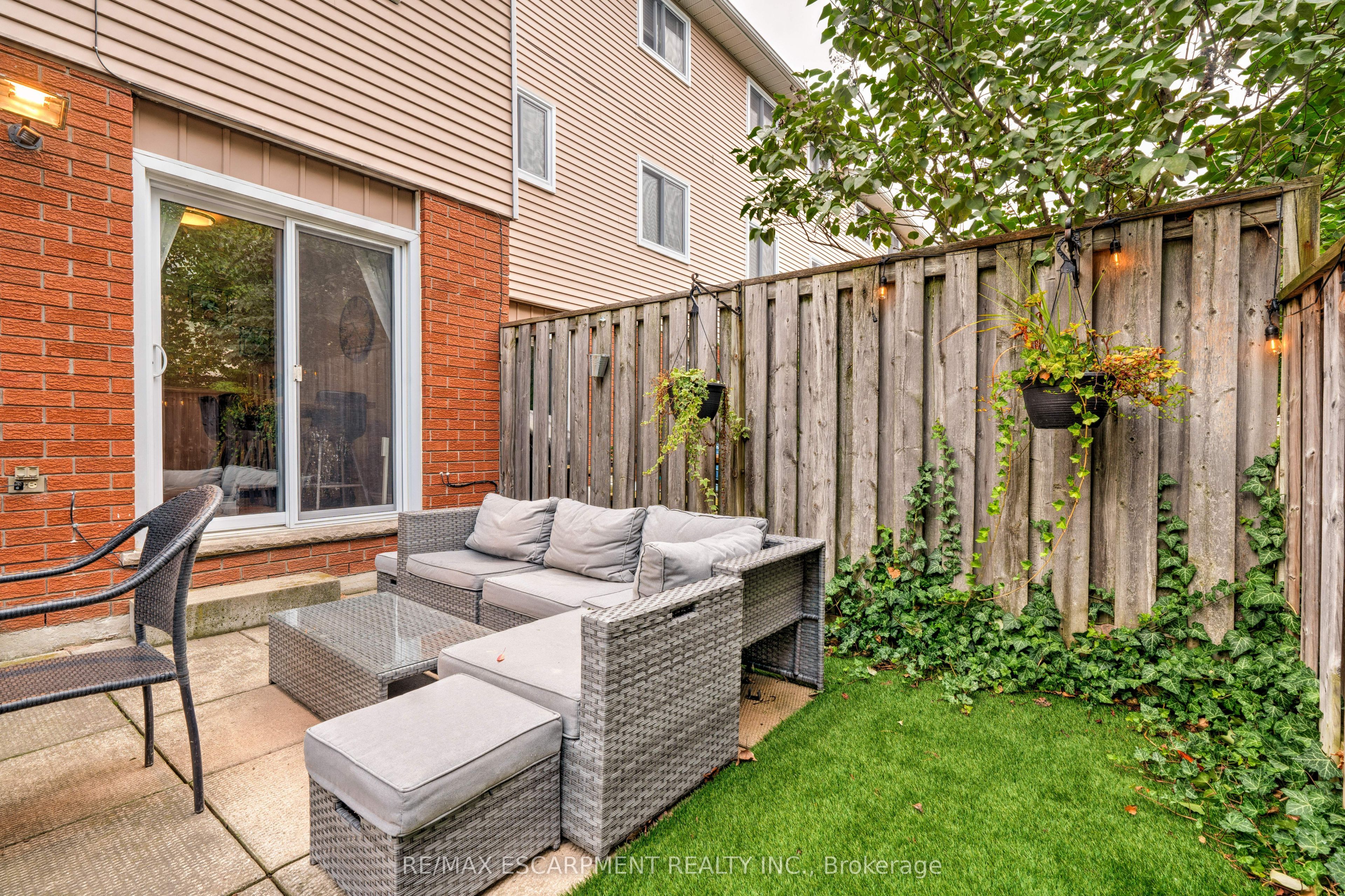386 Highland Road W, #31
