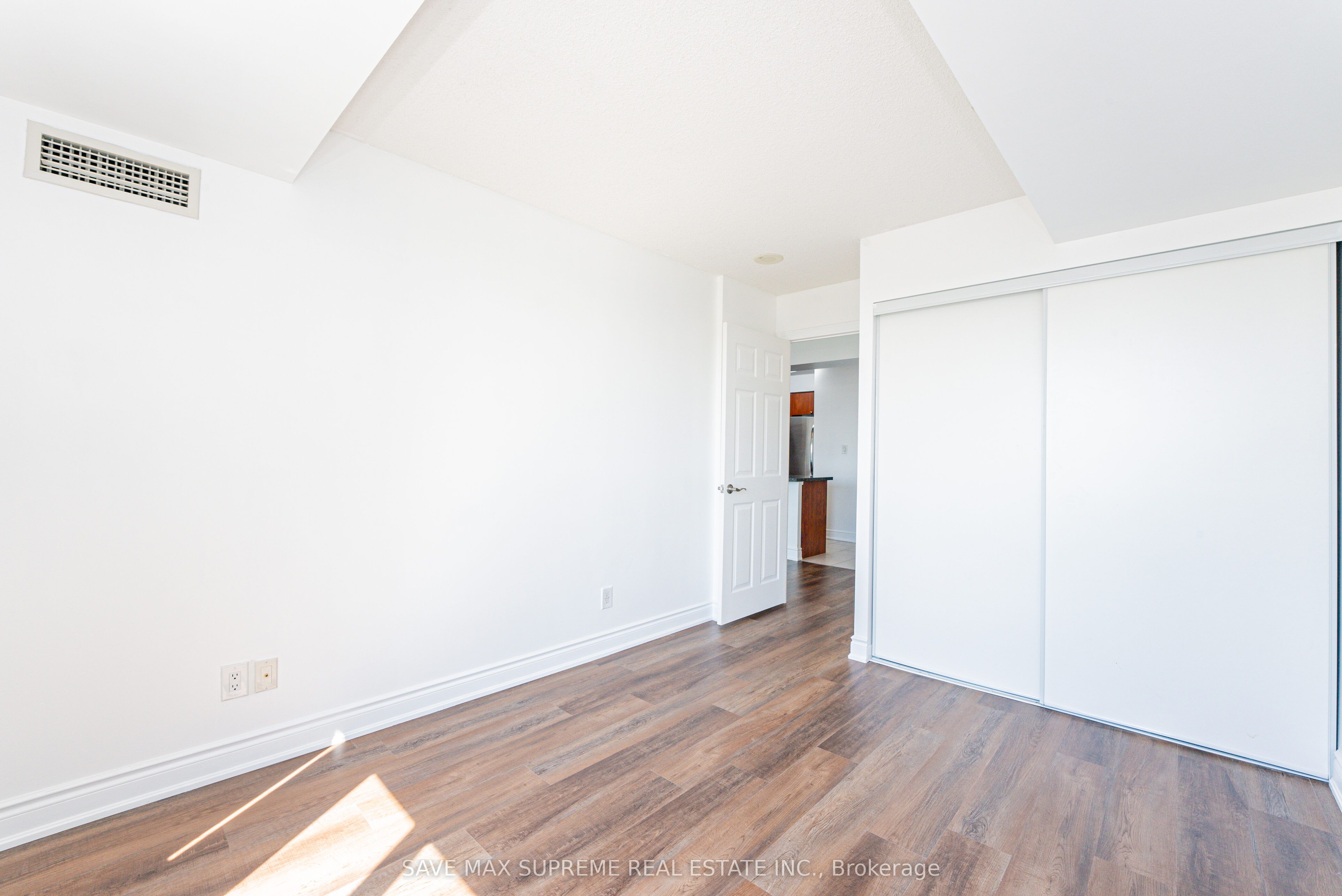 4850 Glen Erin Drive, #1110