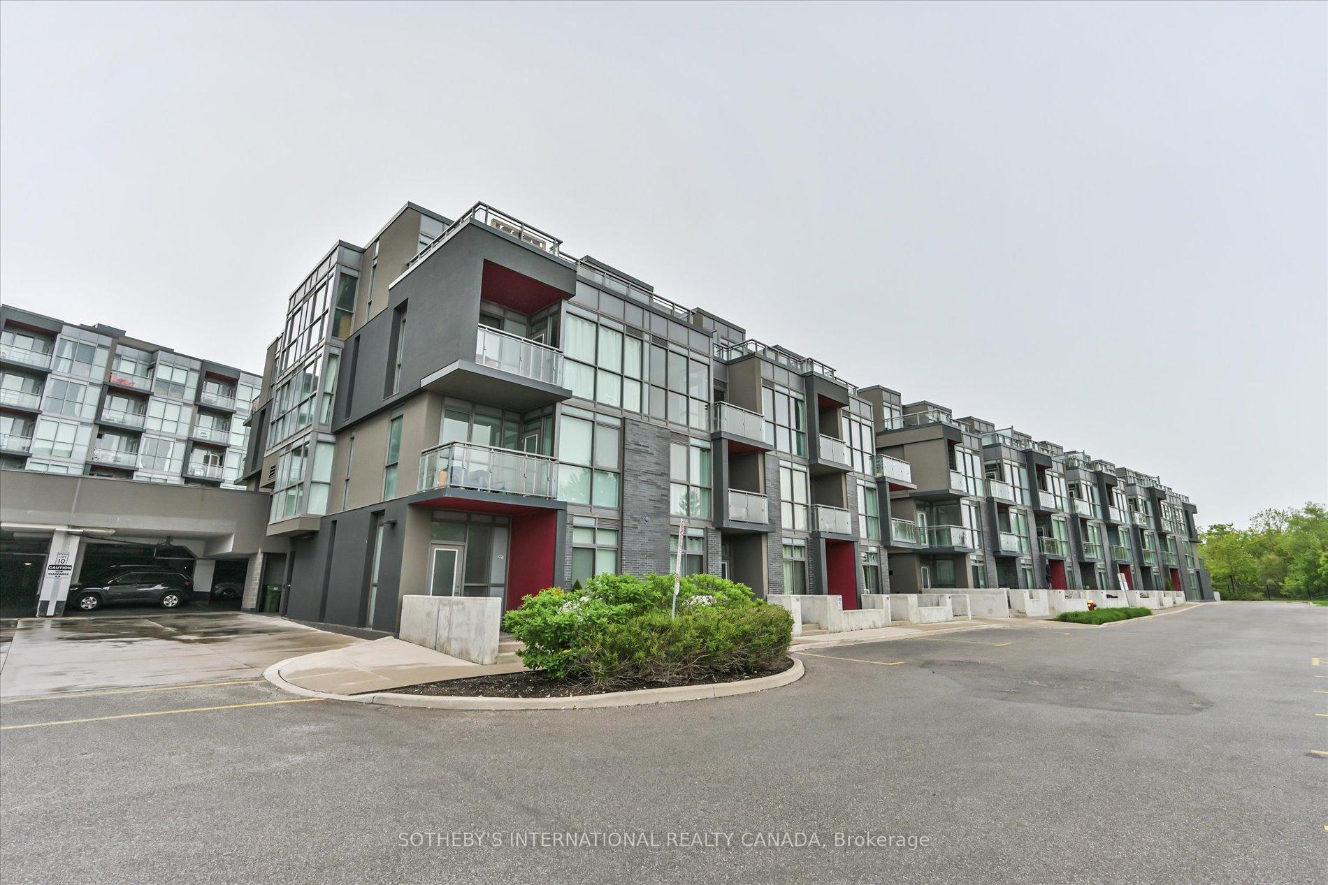 2 Bedrooms Condo at 5260 Dundas, Burlington For sale