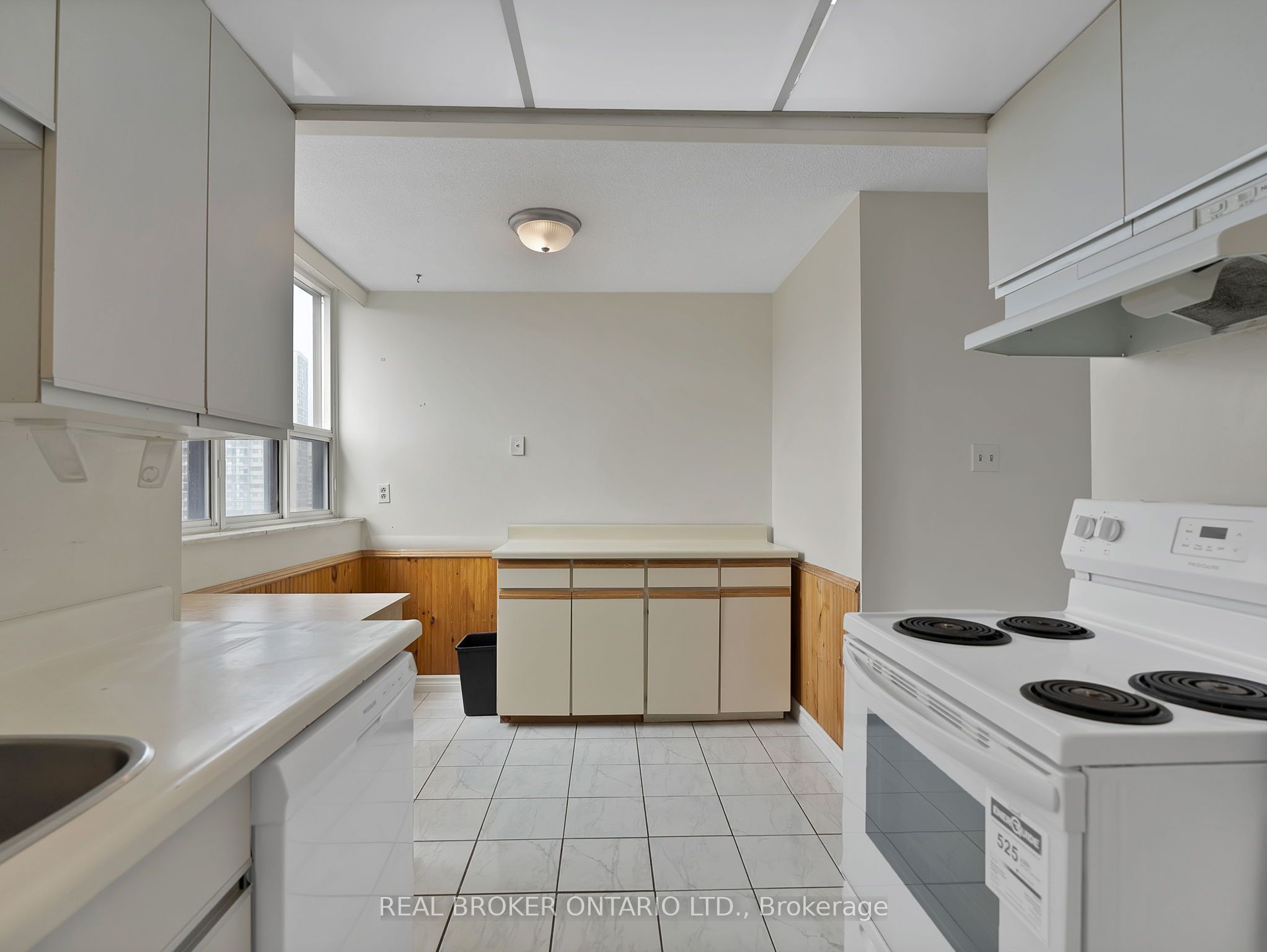 3 Lisa Street, #1103