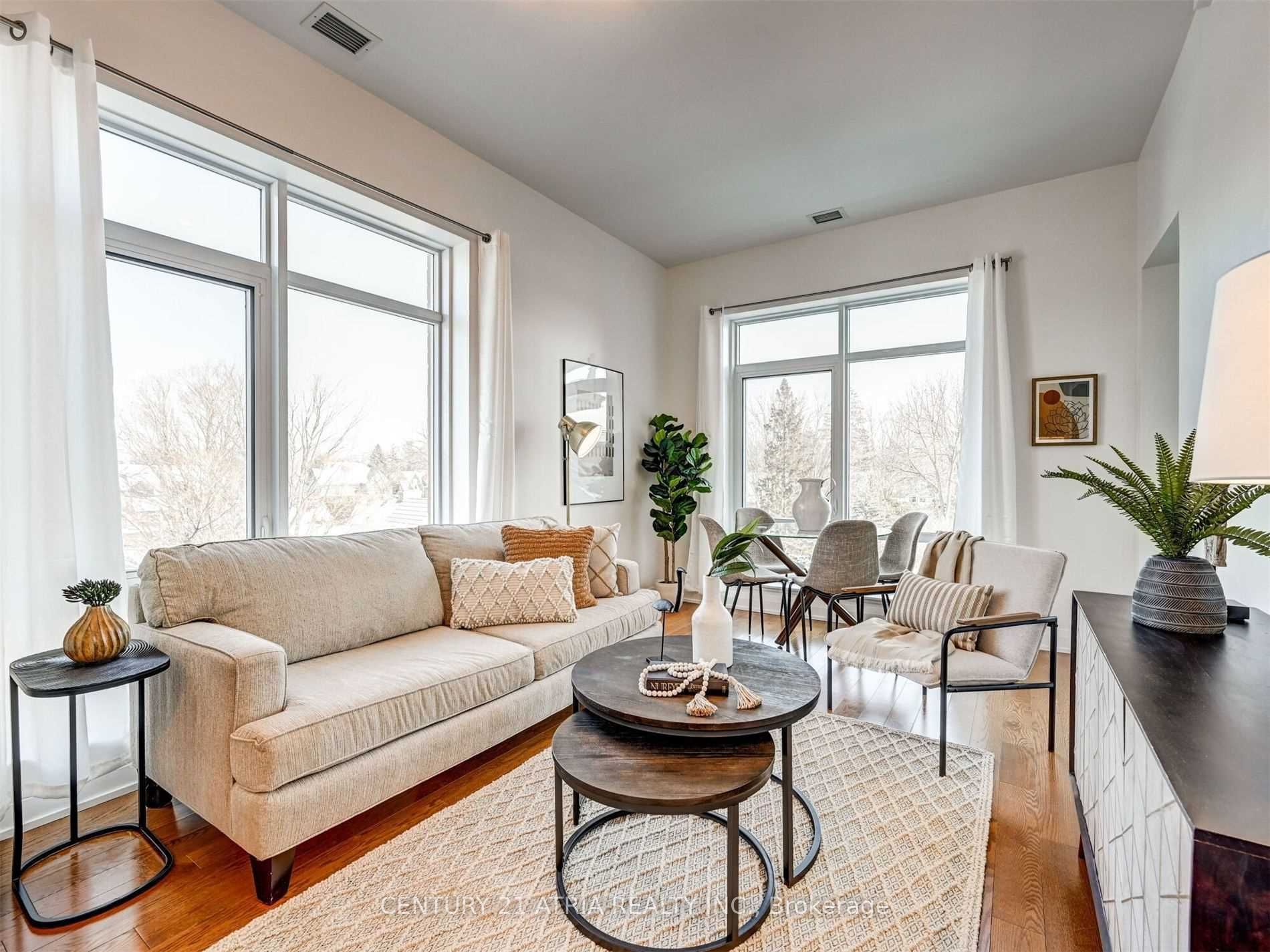 15277 Yonge Street, #404A