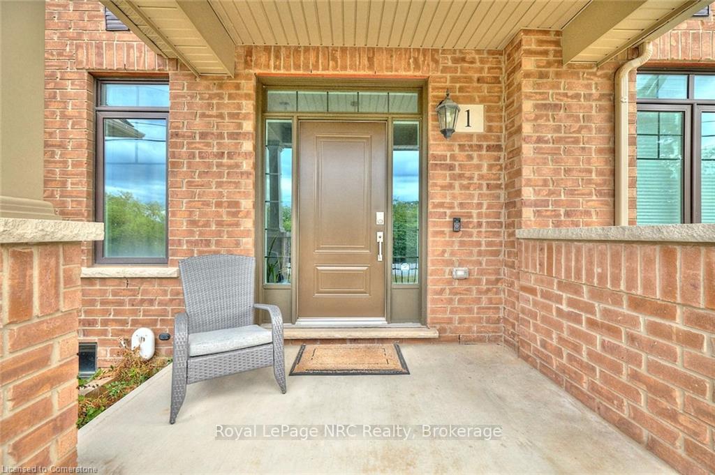3 Bedrooms Condo at 288 Glover, Hamilton For sale