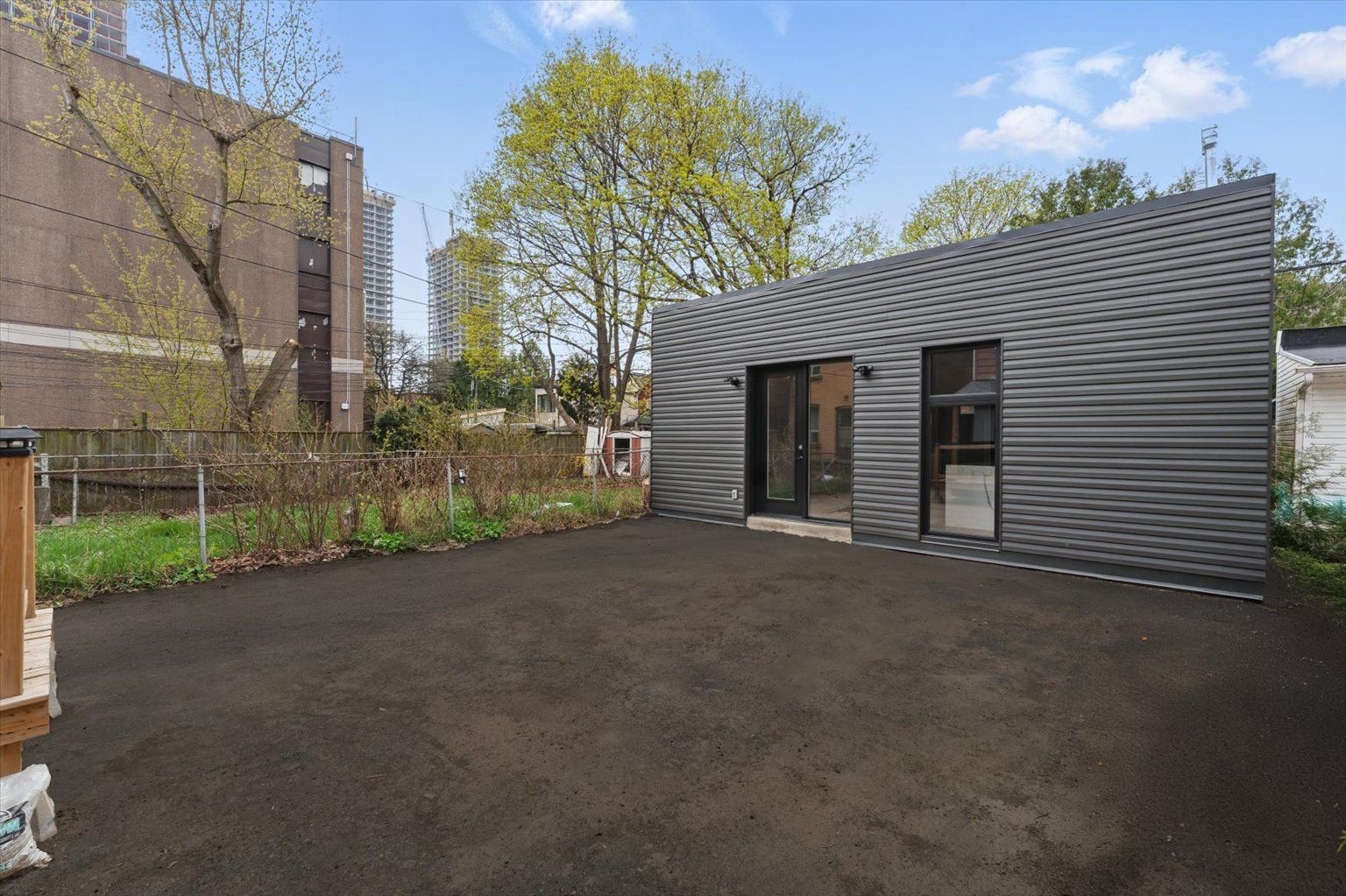 1064 Dufferin Street Rear Garden Suite