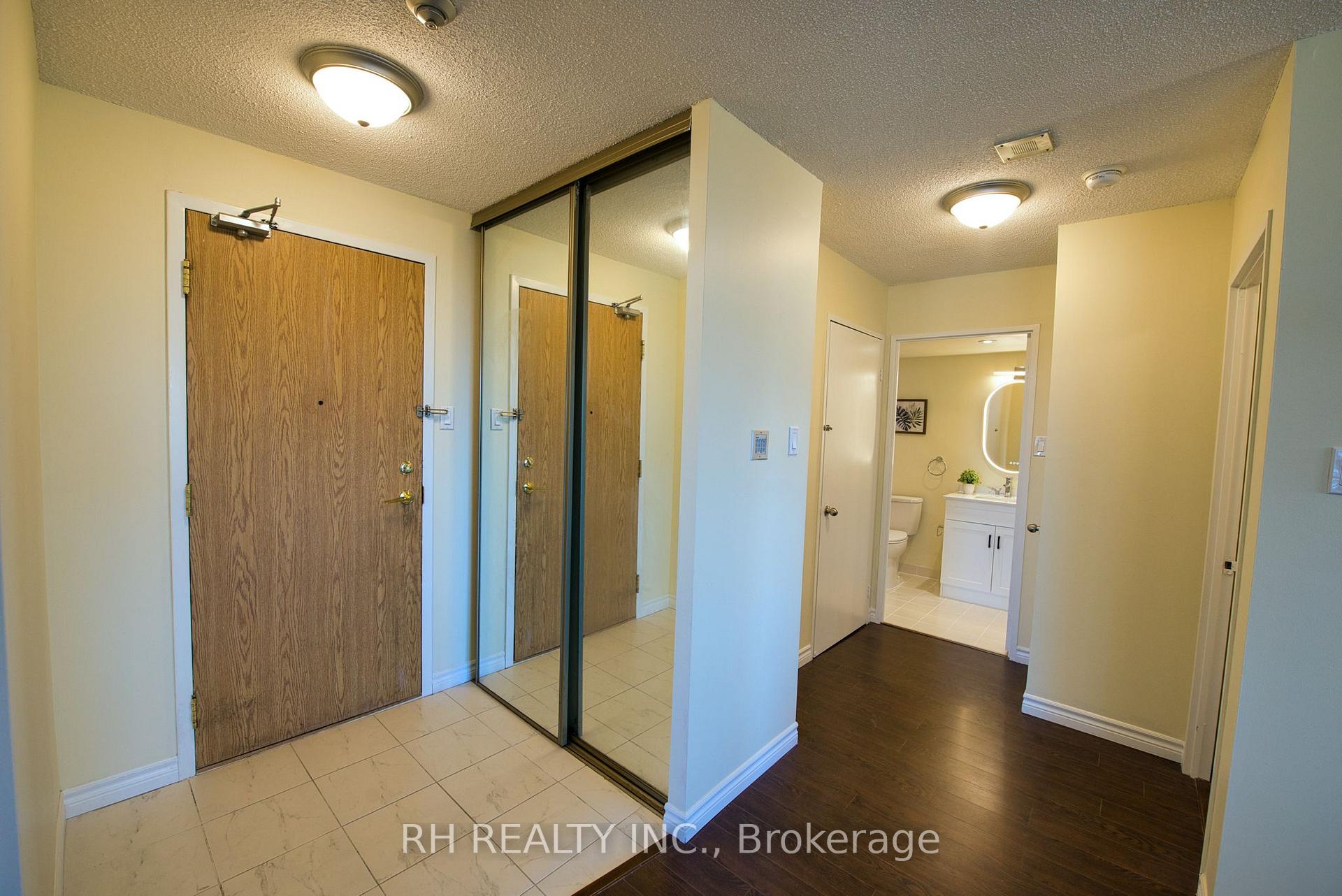 3 Bedrooms Condo at 300 Alton Towers, Toronto For sale
