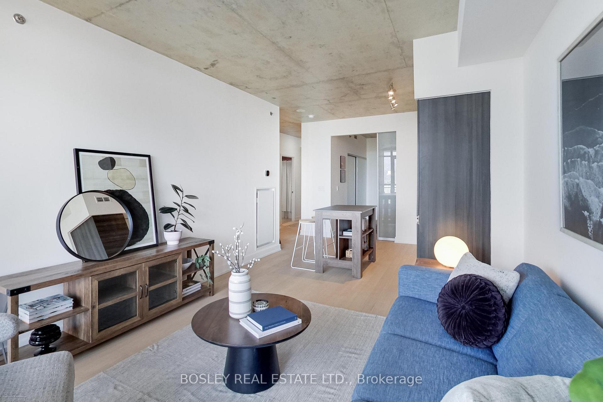 3 Bedrooms Condo at 20 Minowan Miikan, Toronto For sale
