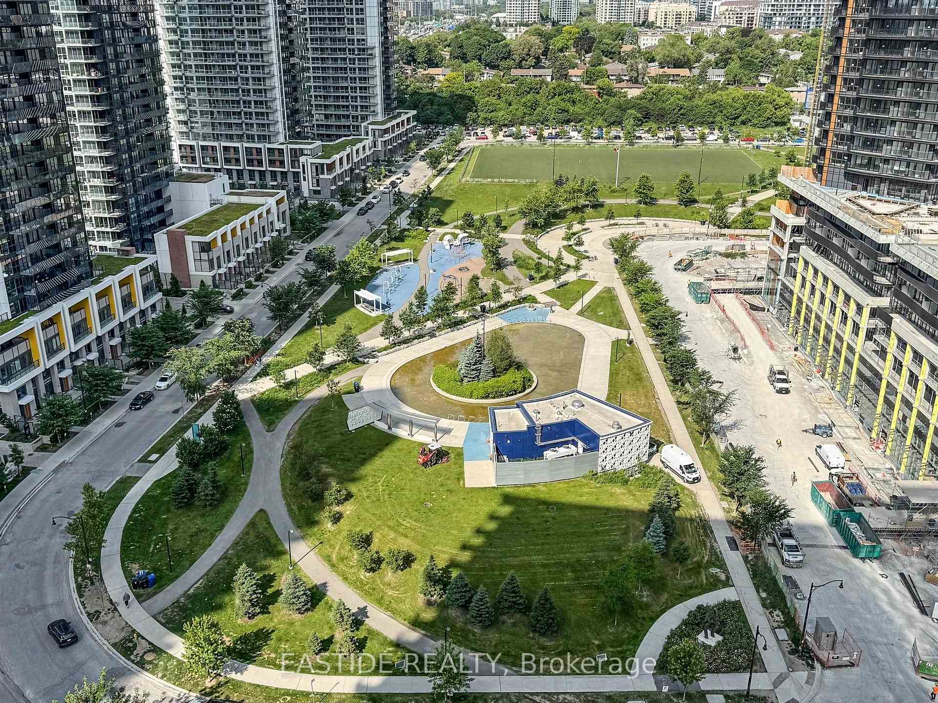 2 Bedrooms Condo at 121 Mcmahon, Toronto For sale