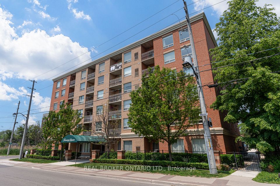 32 Tannery
