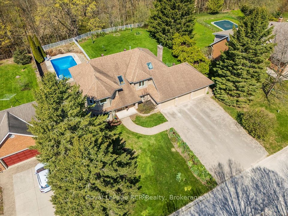 174 Forest Hill