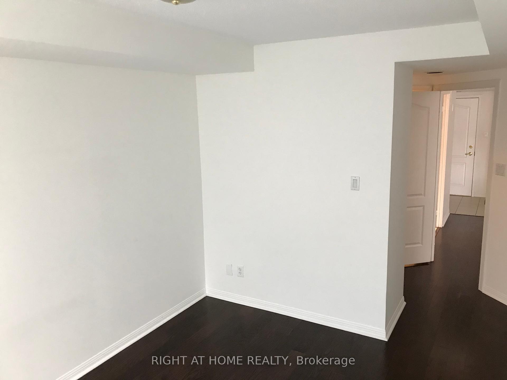 1 Bedroom Condo at 3130 Yonge, Toronto For sale