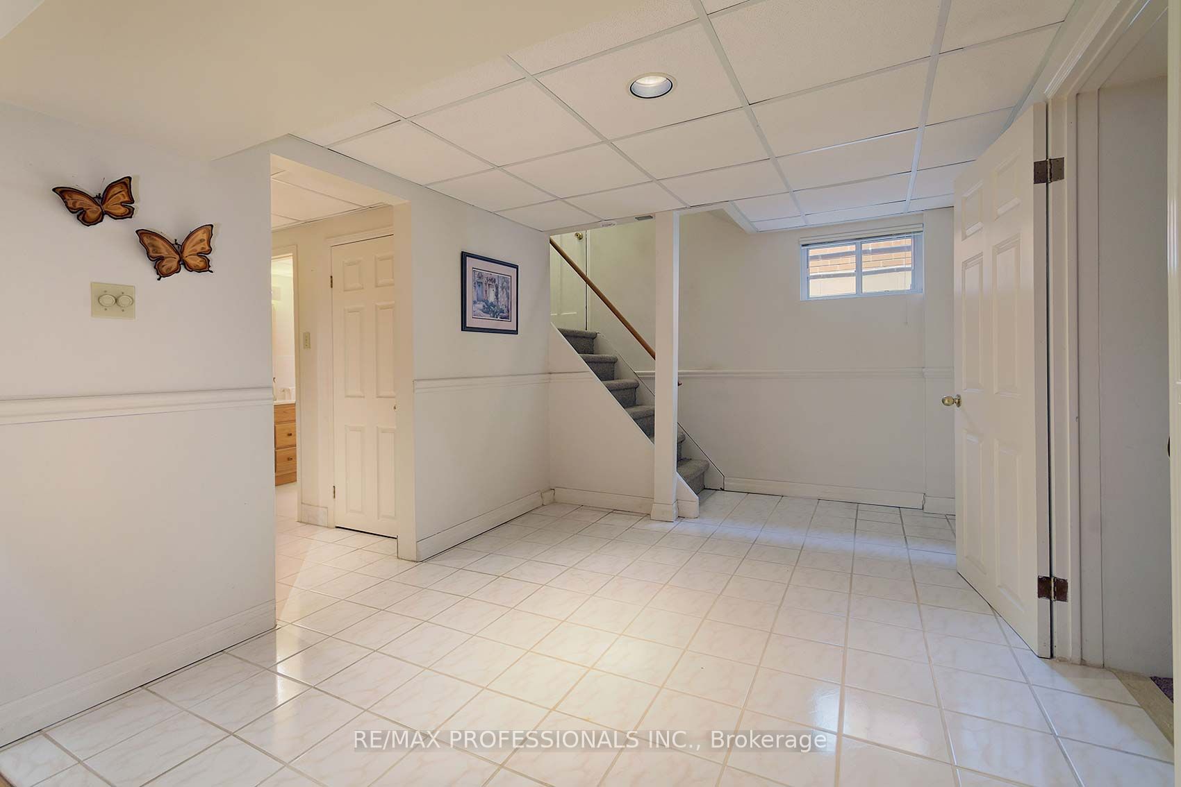 14 Baskerville Crescent