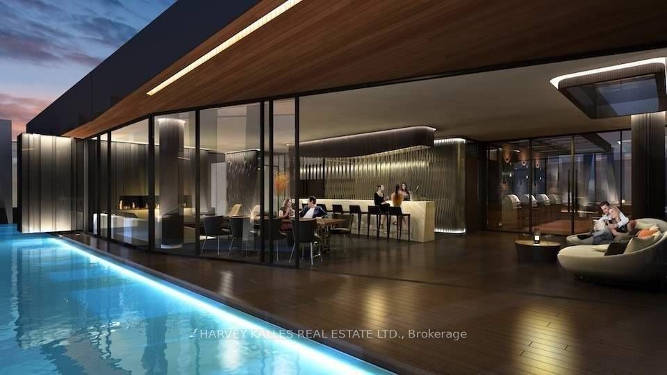 1 Yorkville Avenue 705