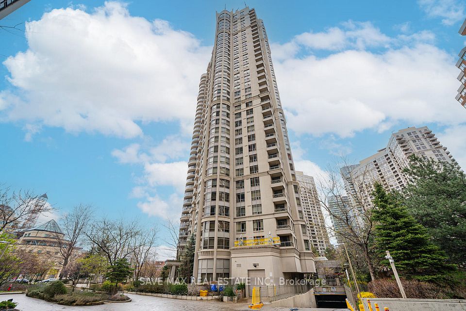 310 Burnhamthorpe