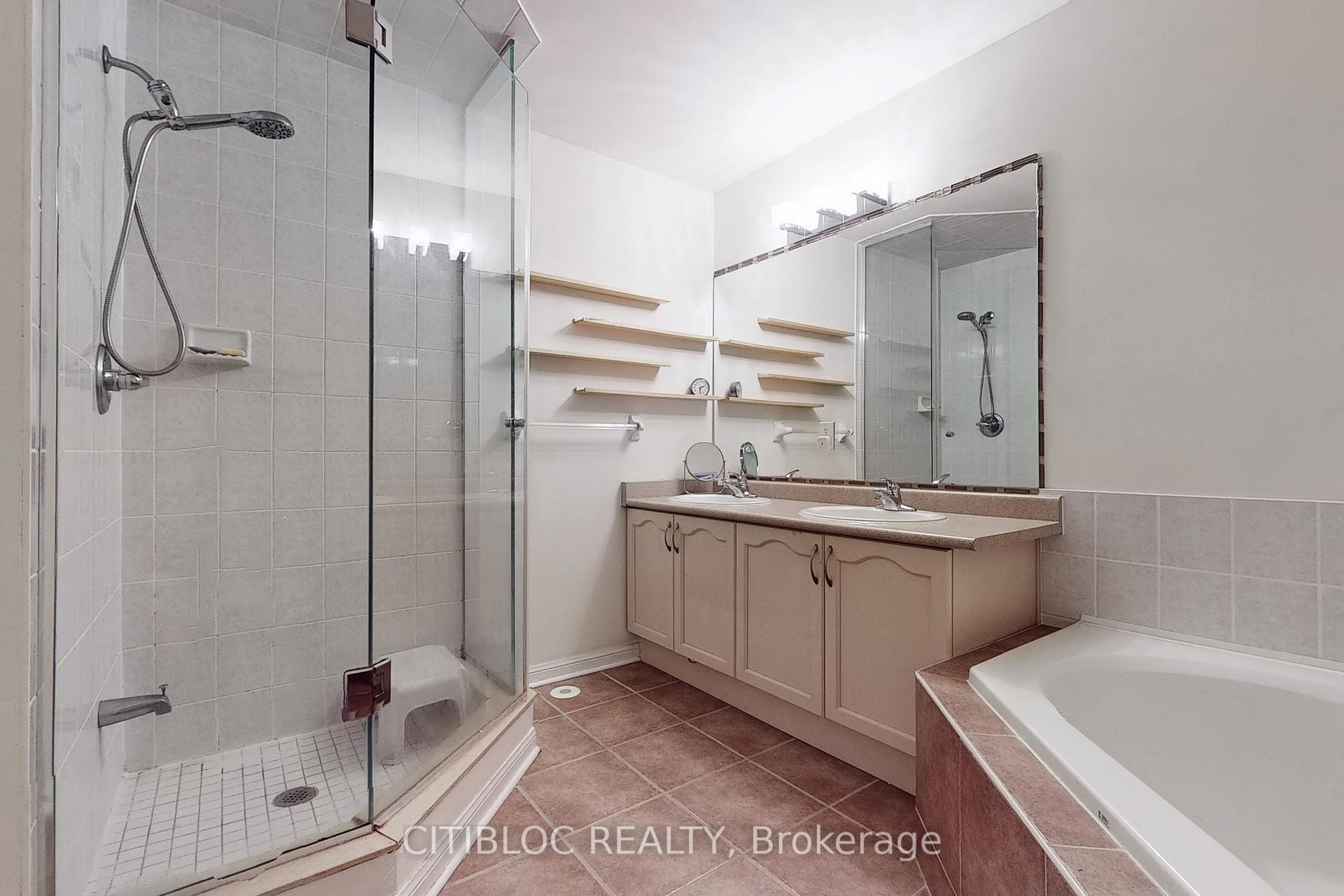 4 Bedrooms Condo at 3029 Finch, Toronto For sale