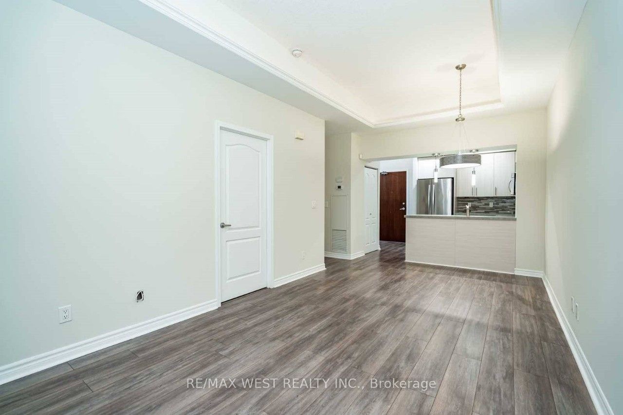 330 Princess Royal Drive, #107