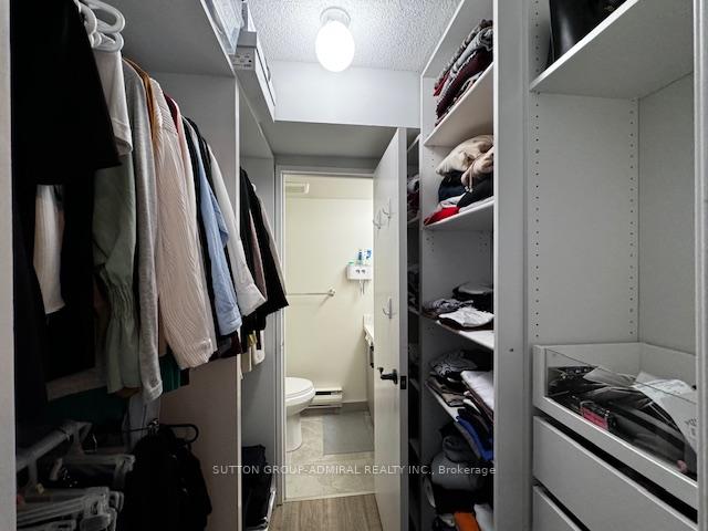 3 Bedrooms Condo at 10 Tangreen,  Toronto For sale