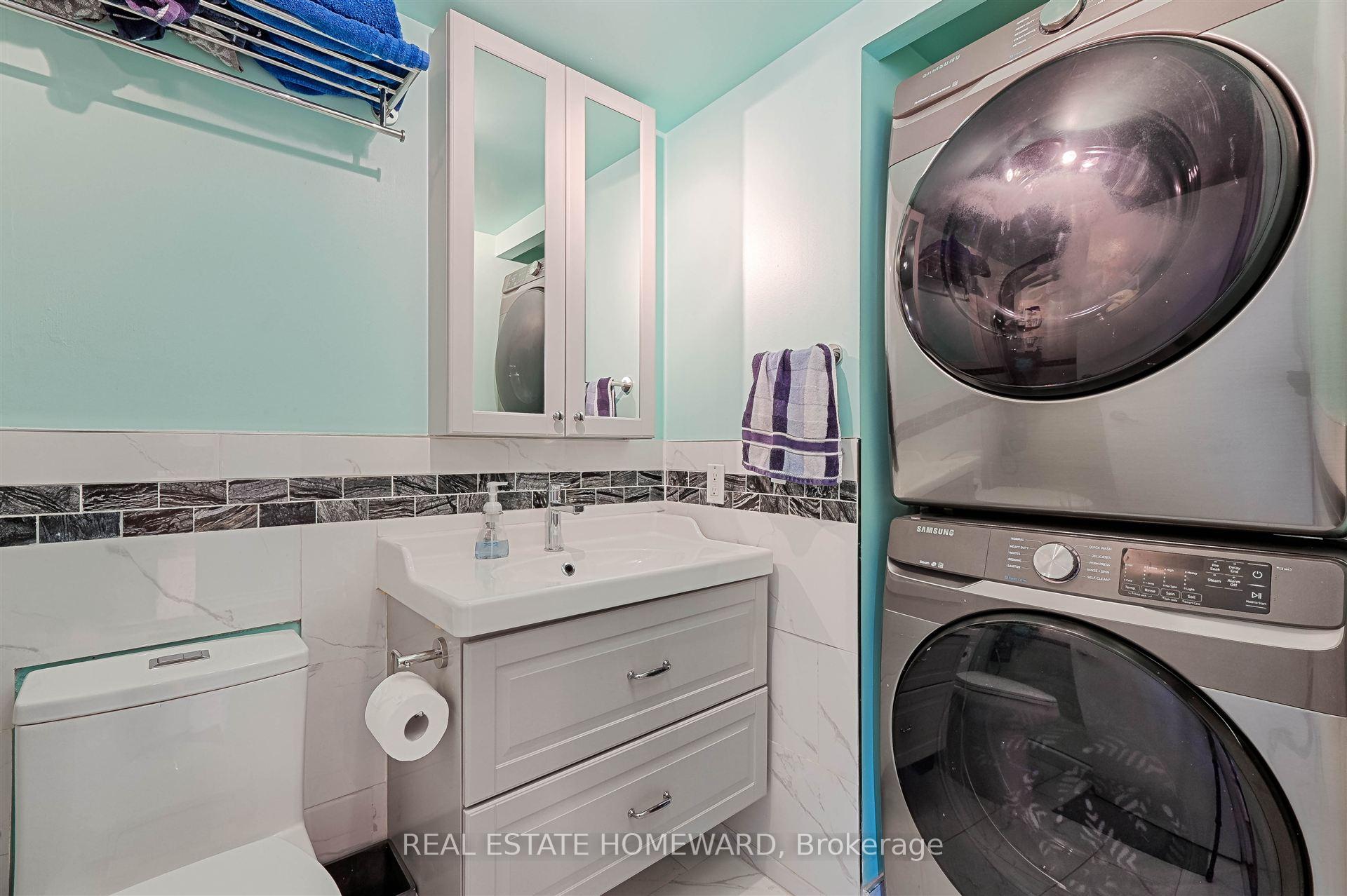 3 Bedrooms Condo at 397 Front, Toronto For sale