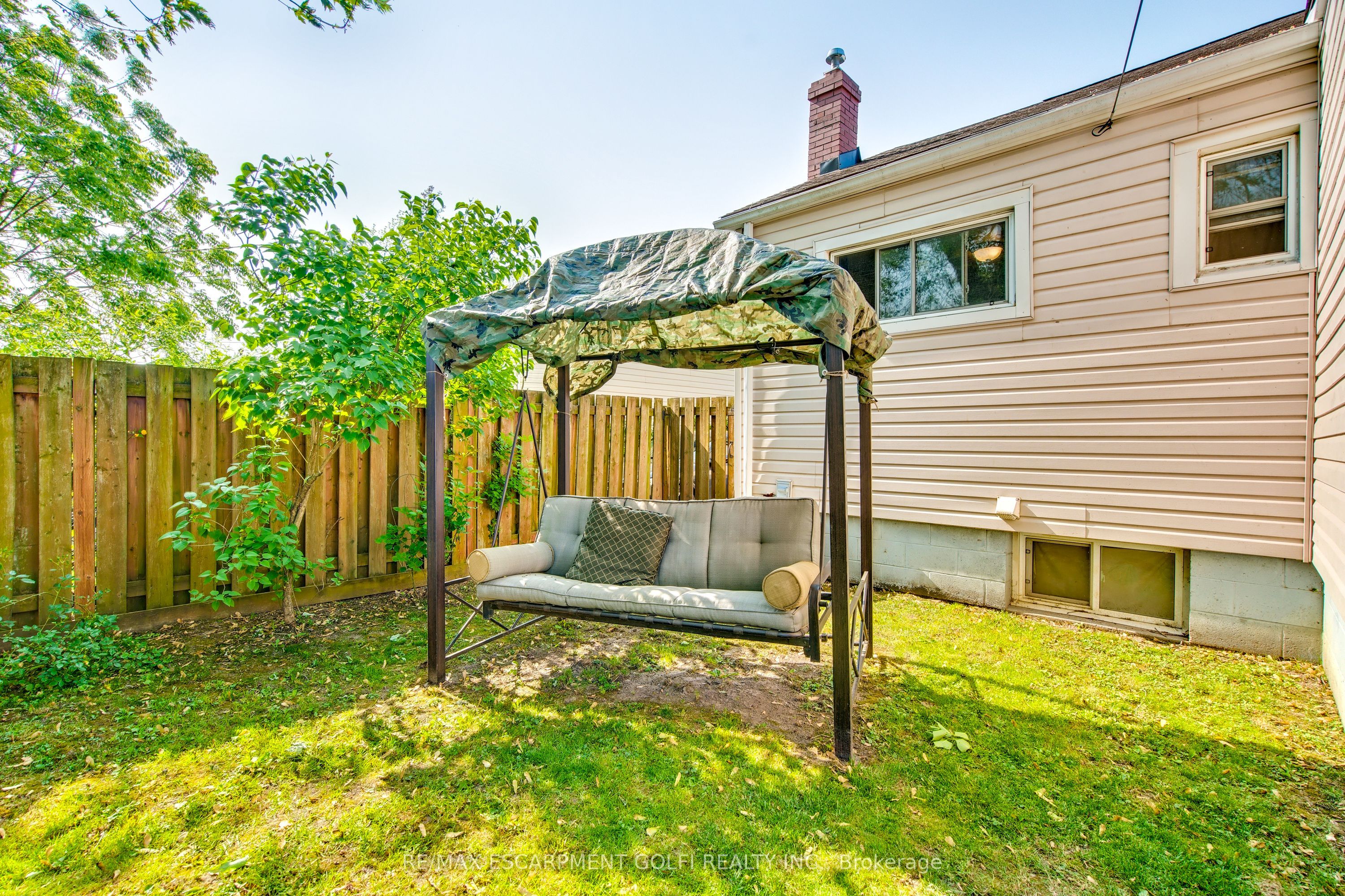 373 Simpson Avenue
