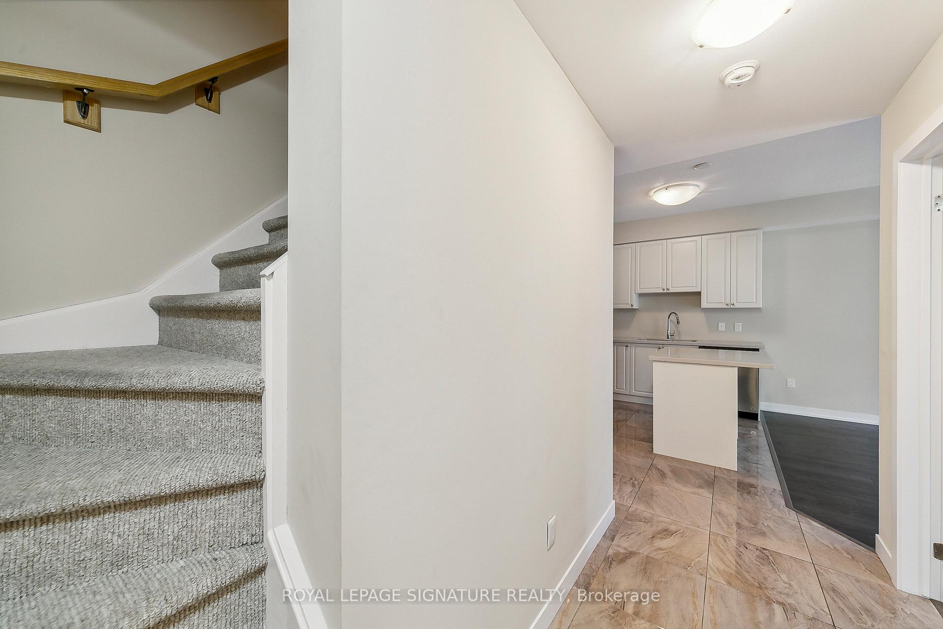 1 Bedroom Condo at 2486 Old Bronte, Oakville For sale