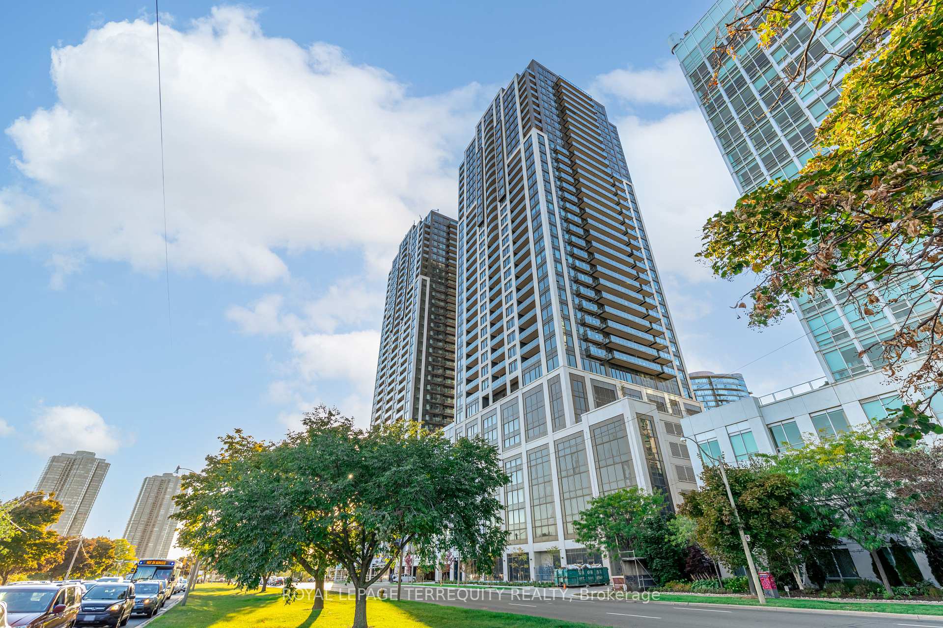 1 Bedroom Condo at 1926 Lake Shore, Toronto For sale