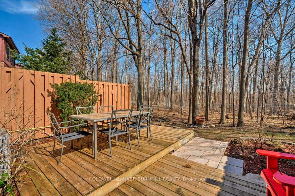 3 Bedrooms Condo at 2301 CAVENDISH,  Burlington For sale