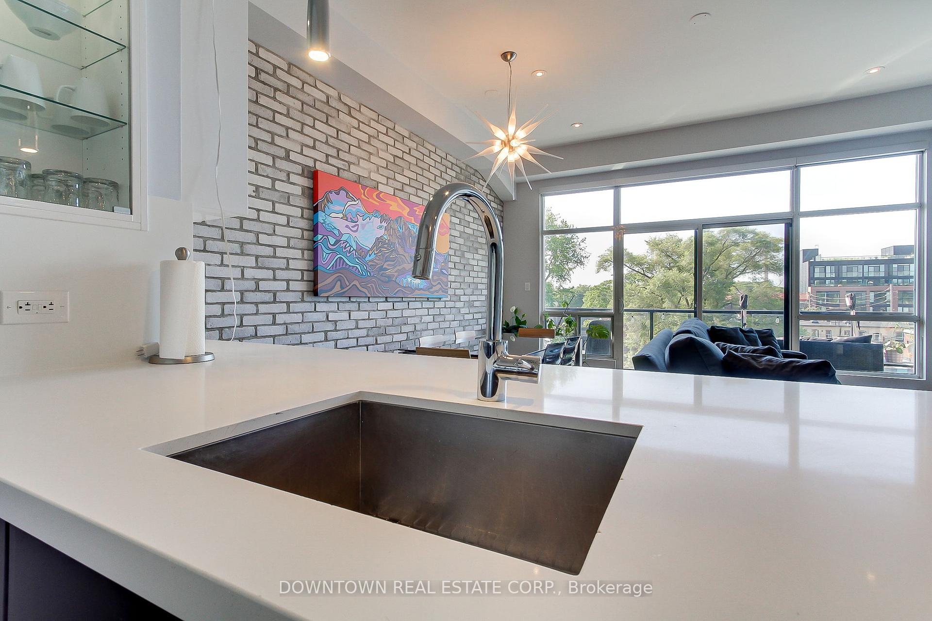 2 Bedrooms Condo at 53 Colgate, Toronto For sale
