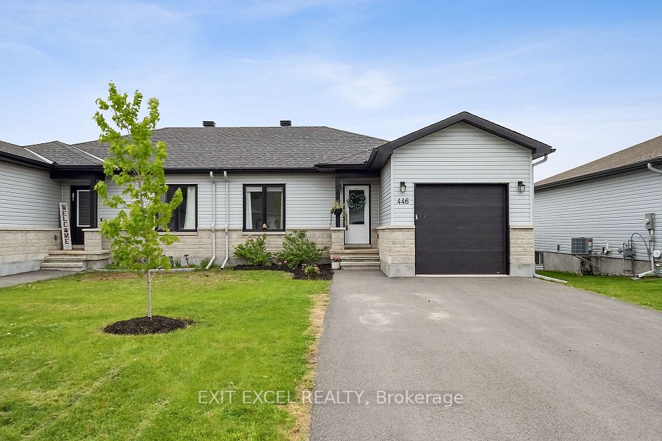 446 Arora Crescent