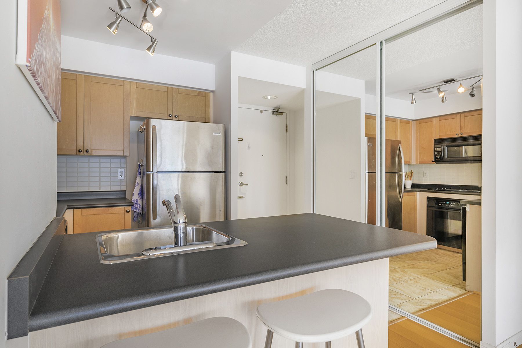 311 Richmond Street E 1009