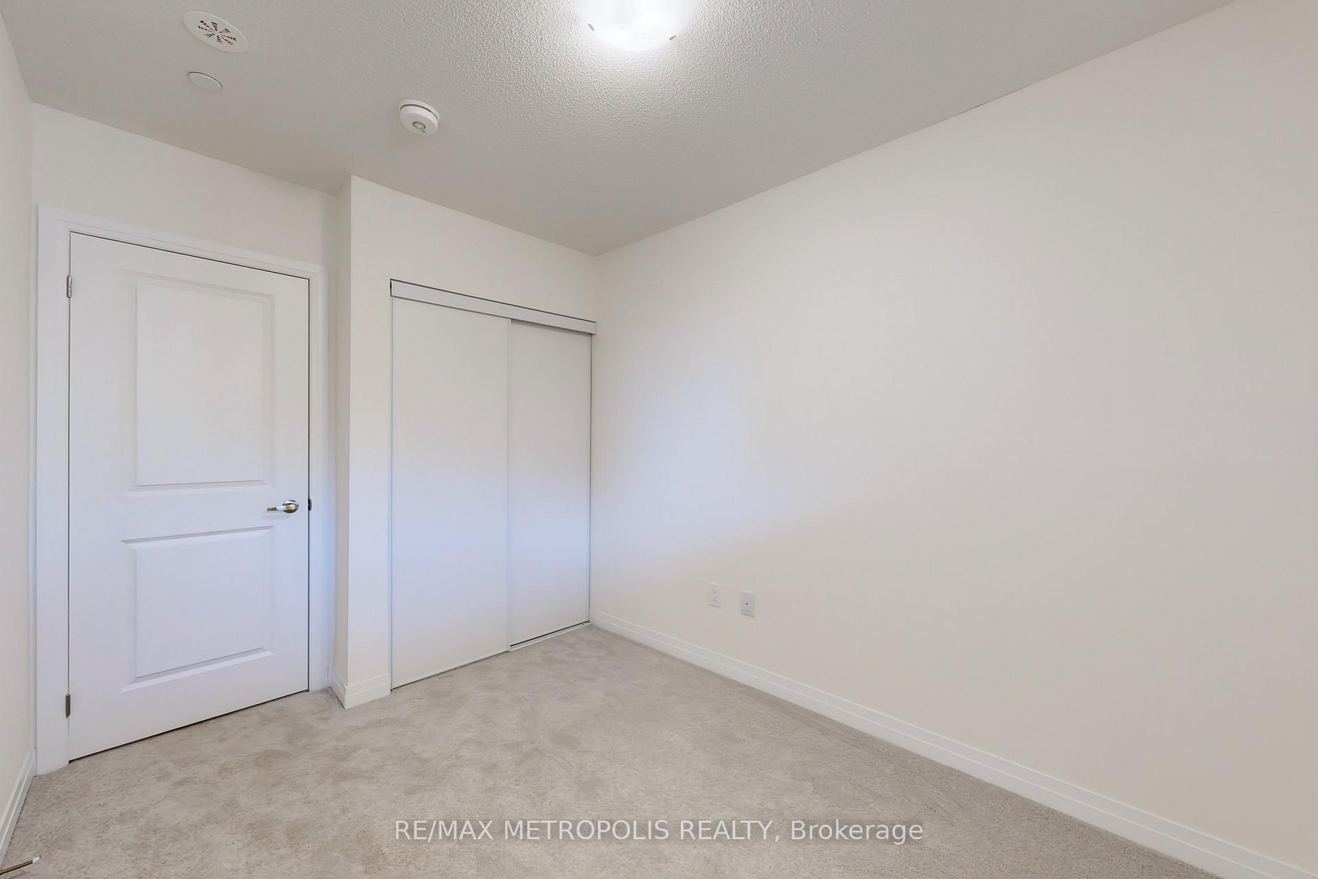 3 Bedrooms Condo at 35 Priya, Toronto For sale