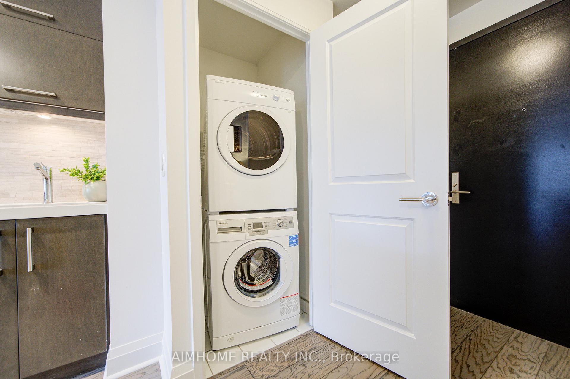 1 Bedroom Condo at 65 St Mary, Toronto For sale