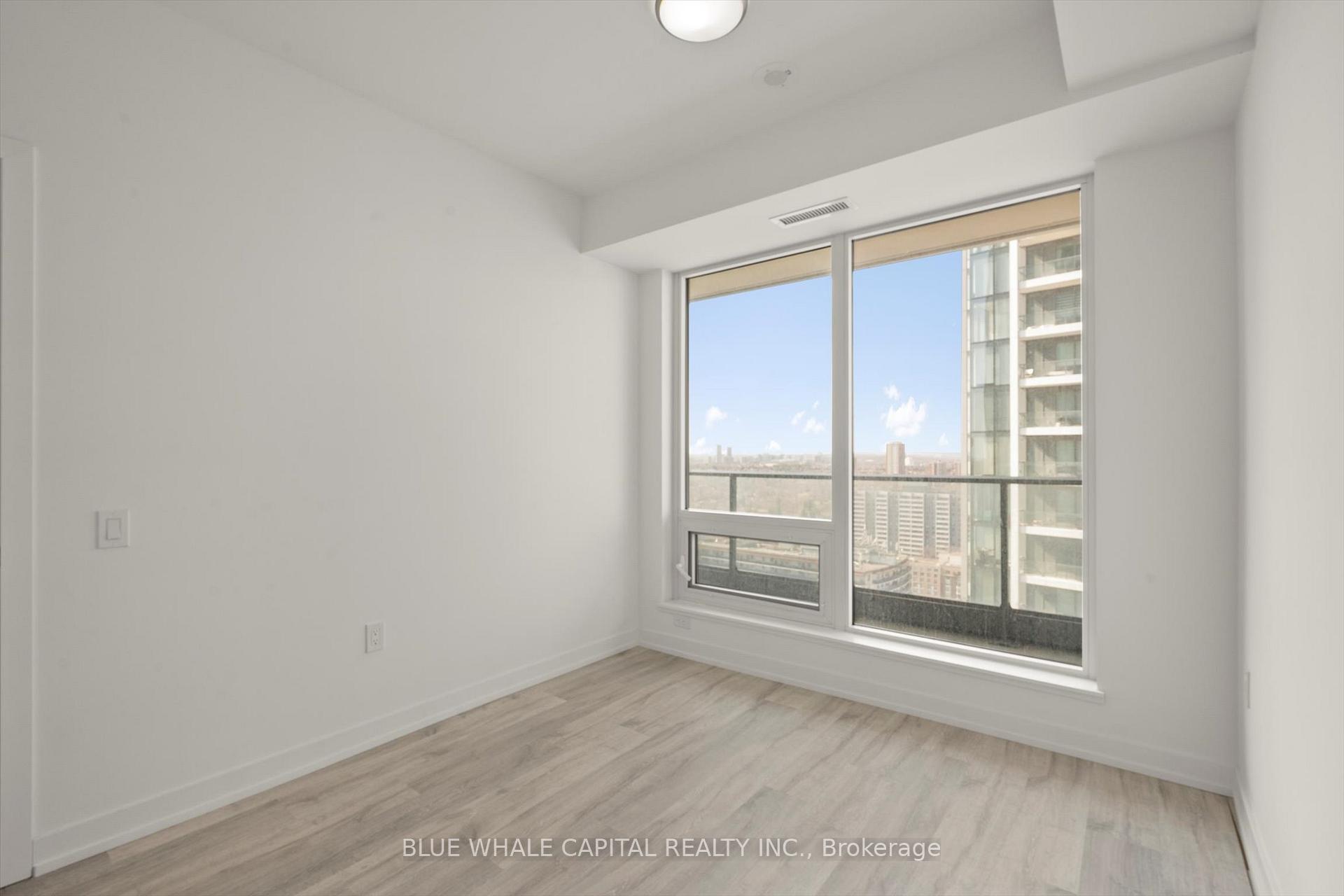 2 Bedrooms Condo at 8 Olympic Garden,  Toronto For sale